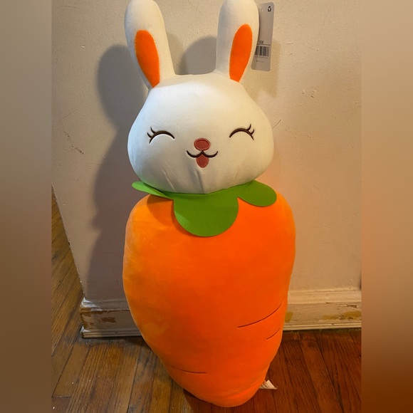 CUTE Rabbit Carrot Plushie - Picture 1 of 1